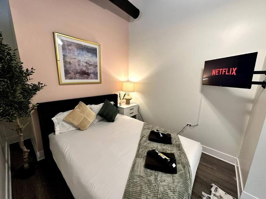 Apartment Mccormick 3br/2ba Family Oasis For Up To 8 Guests With Optional Parking And Gym Access Chicago