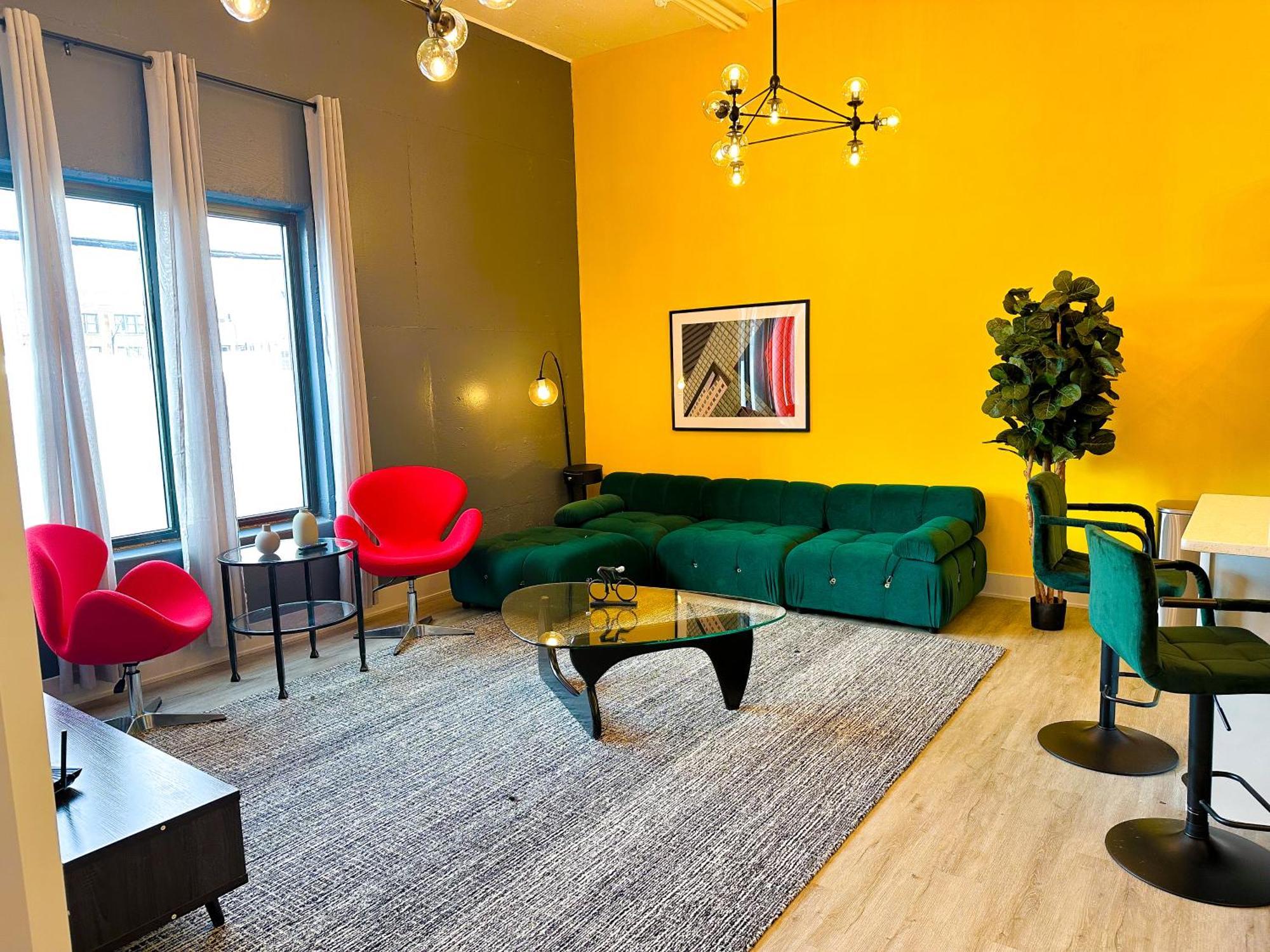 Spacious 5br Luxury Perfect For Groups With Gym Access And Optional Parking Near Mccormick Place, Grant Park And Soldier Field Apartment