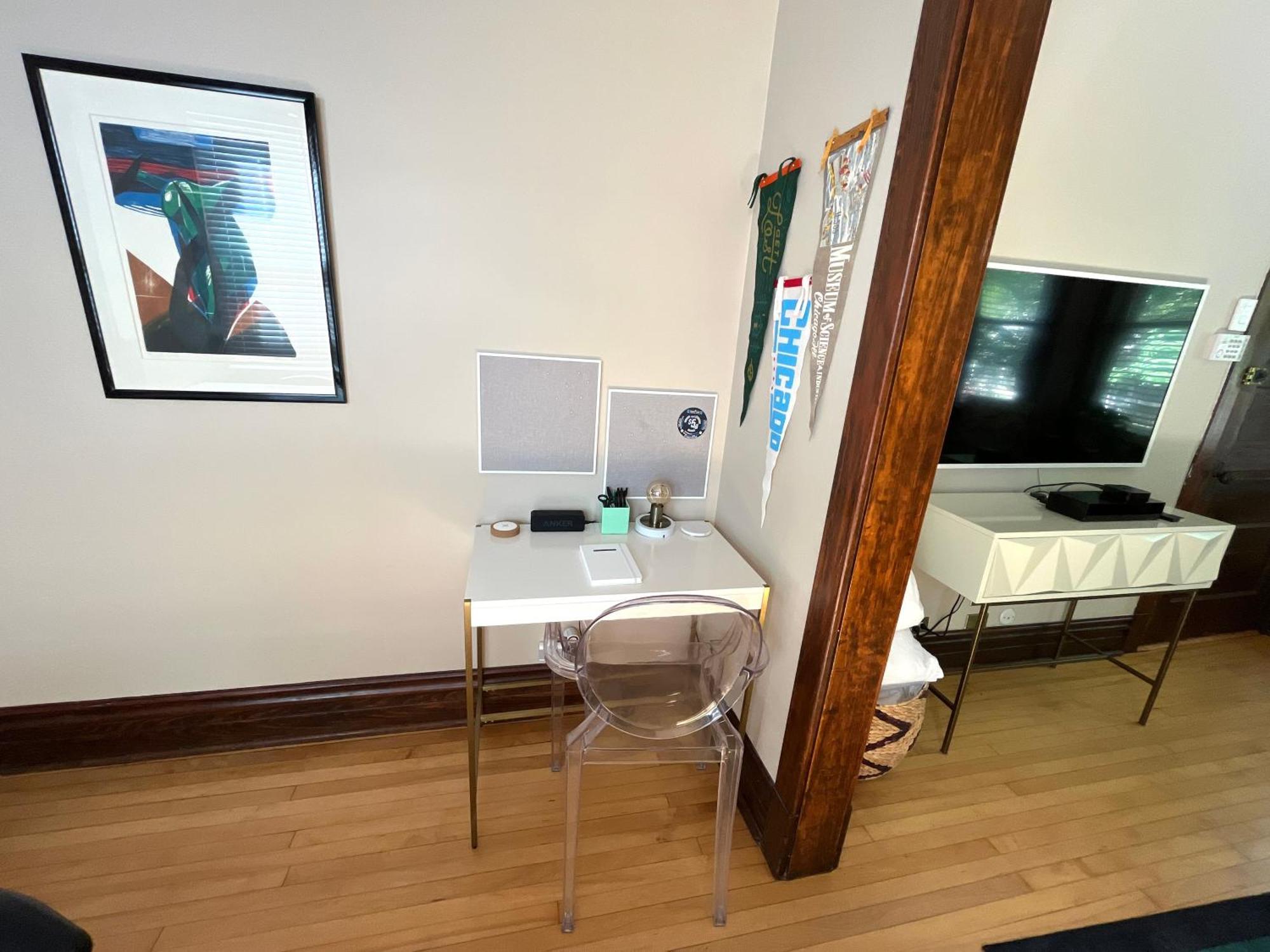 2br 1ba Irving Park Updated Vintage Unit 2-flat