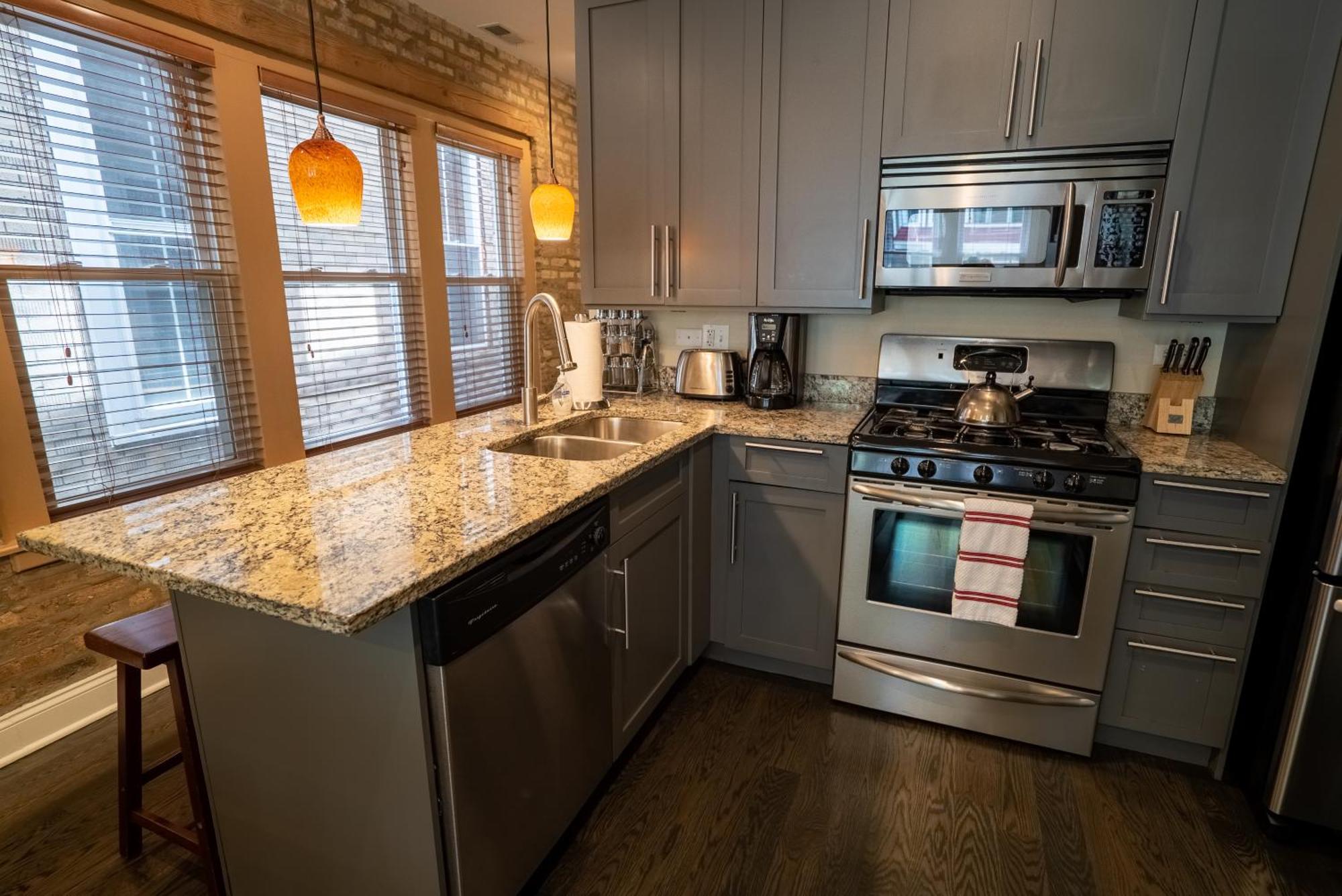 Apartment Roscoe Village Chicago