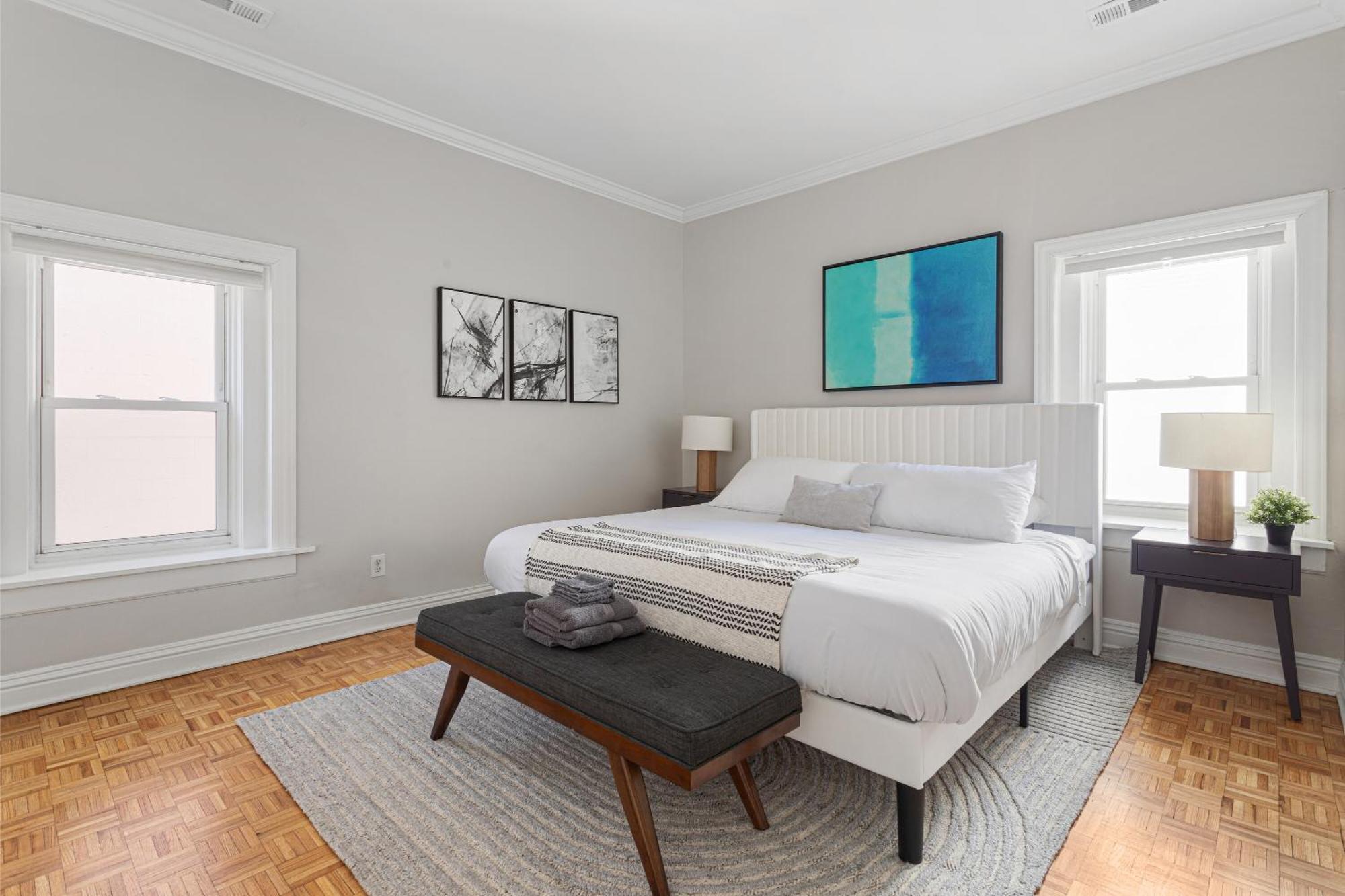 Brilliant Downtown 3-bedroom Chicago