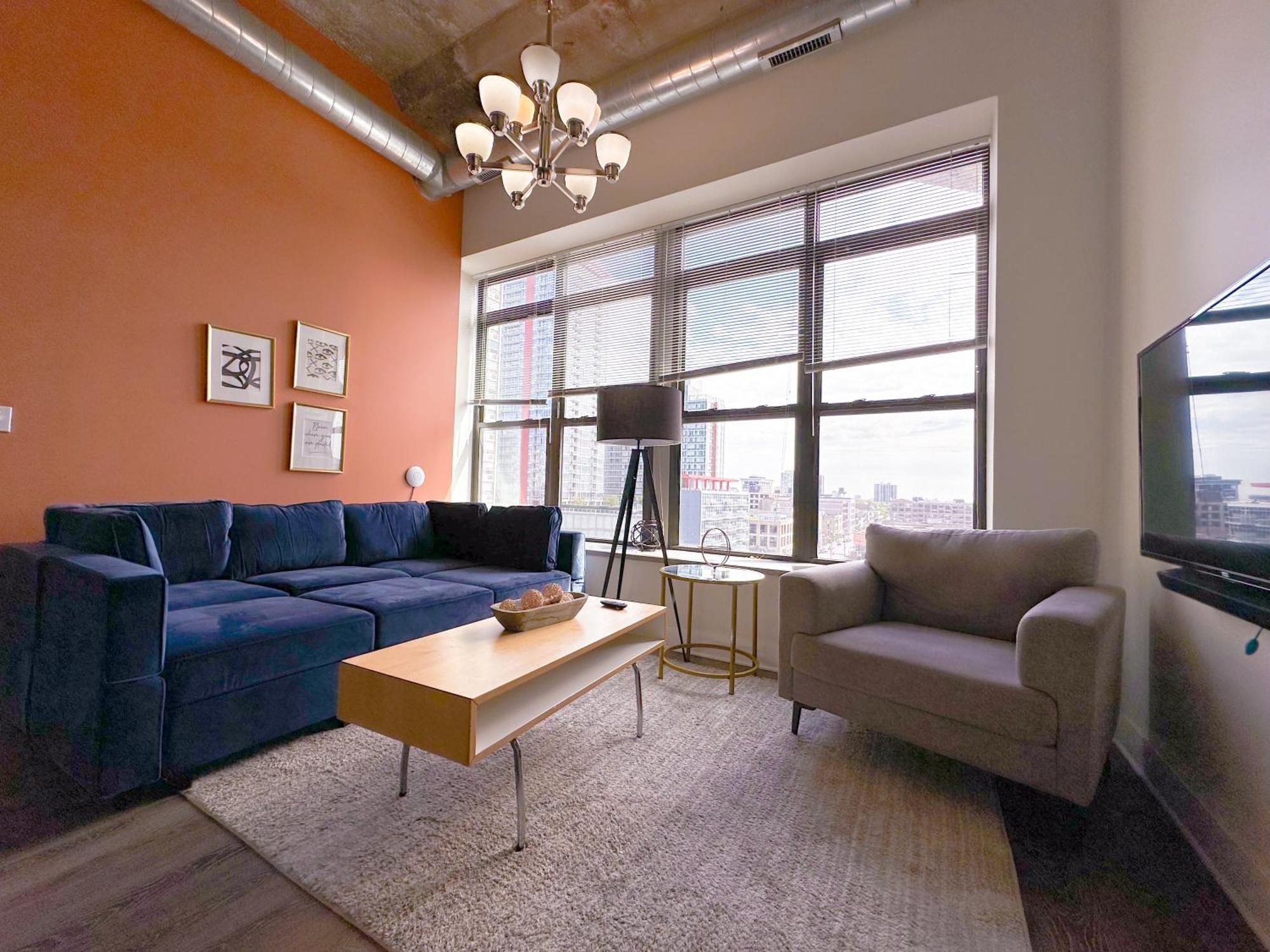 Modern 2br In South Loop With Optional Parking & Gym Access Near Museum Campus & Grant Park Apartment *