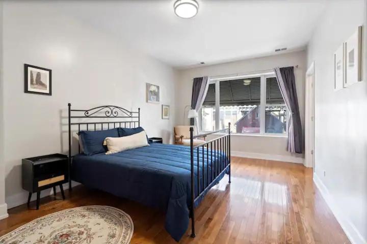 Perfect Pilsen Apartment *