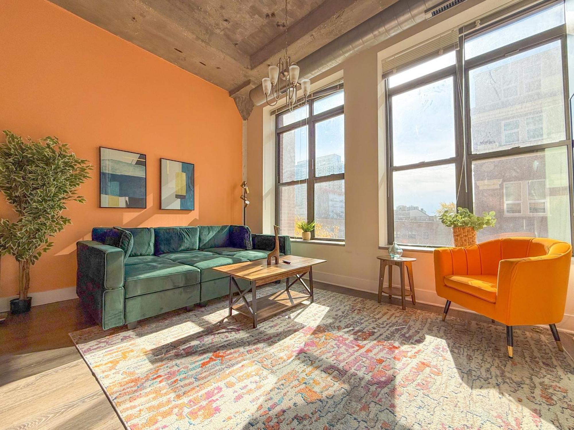 2br Retreat With Optional Parking And Gym Access Near Mccormick Place And Soldier Field Apartment Chicago