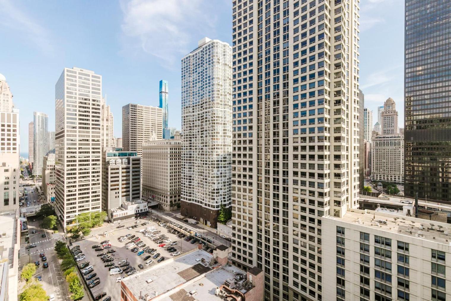 Blueground River North Pool Doorman Wd Chi-1092 Apartment