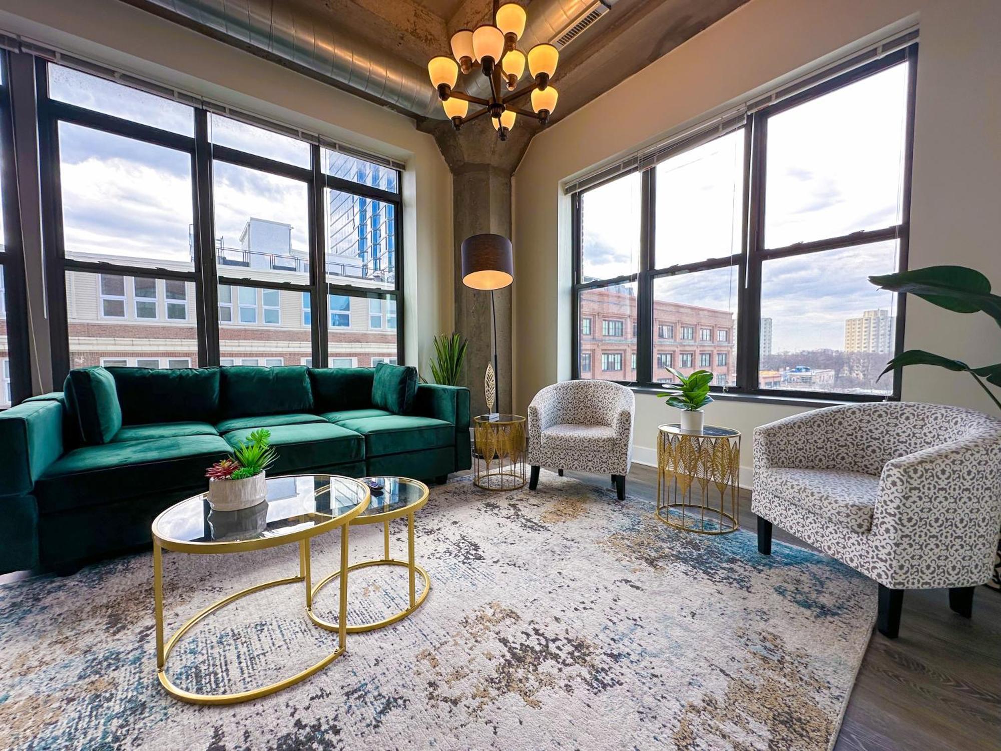 Apartment Mccormick Place Spacious 3br Family Heaven With Optional Parking Sleeps 10 Guests Near Soldier Field And Field Museum
