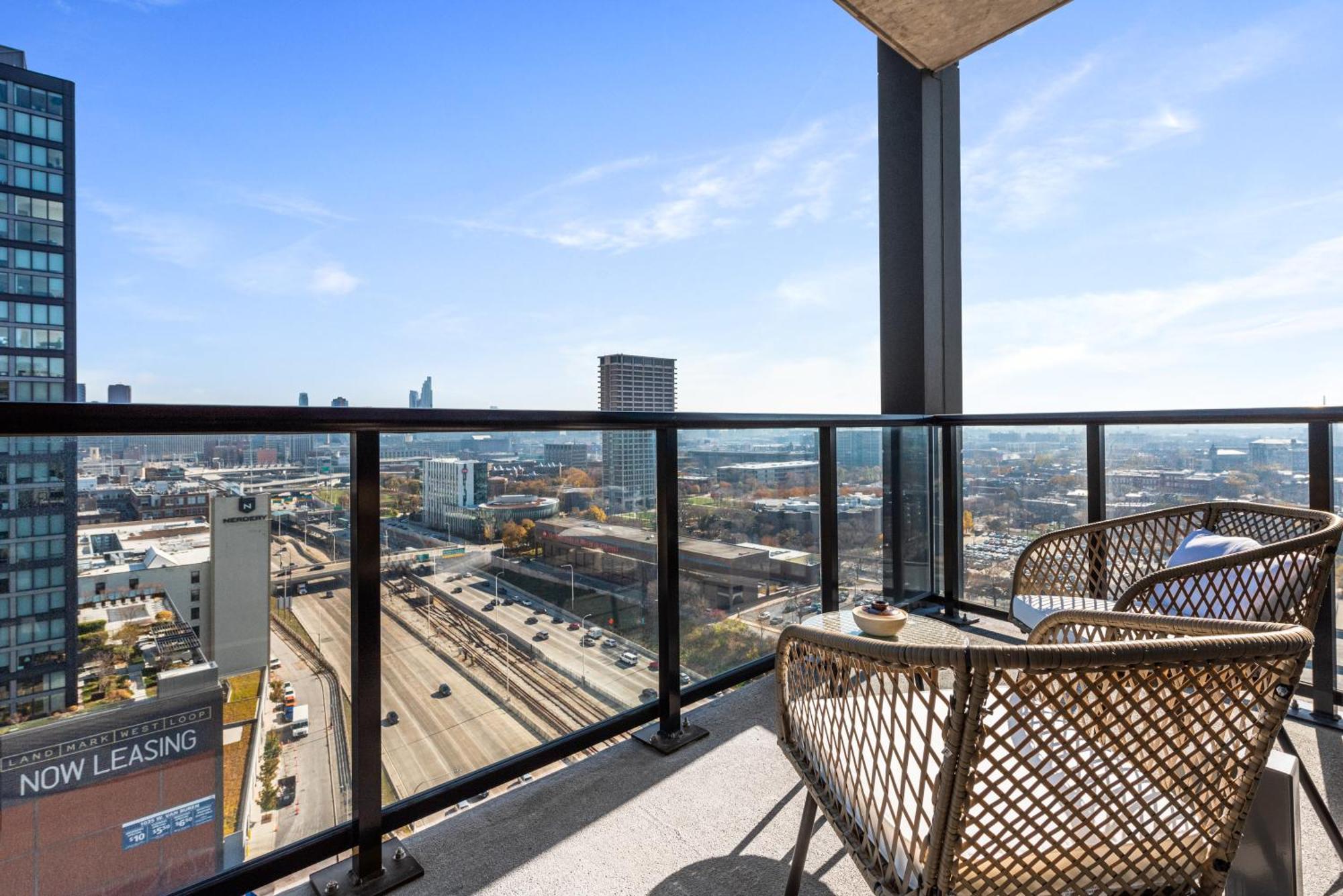 Apartment Avra Stylish Prime West Loop Location Near Union Park *
