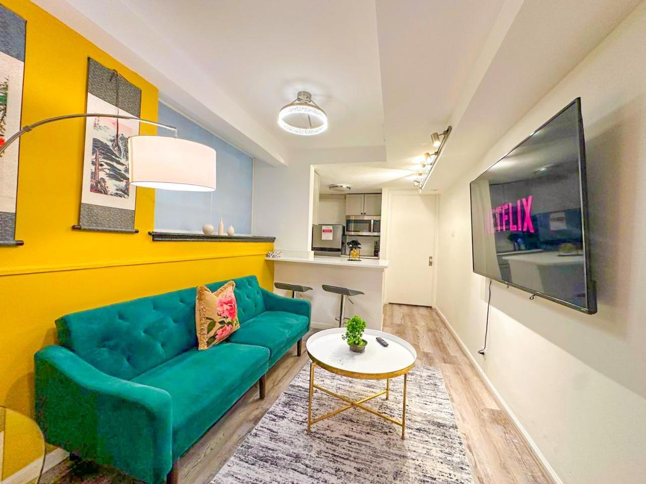 Apartment Japanese Themed 2br In Gold Coast For Up To 4 Guests Chicago