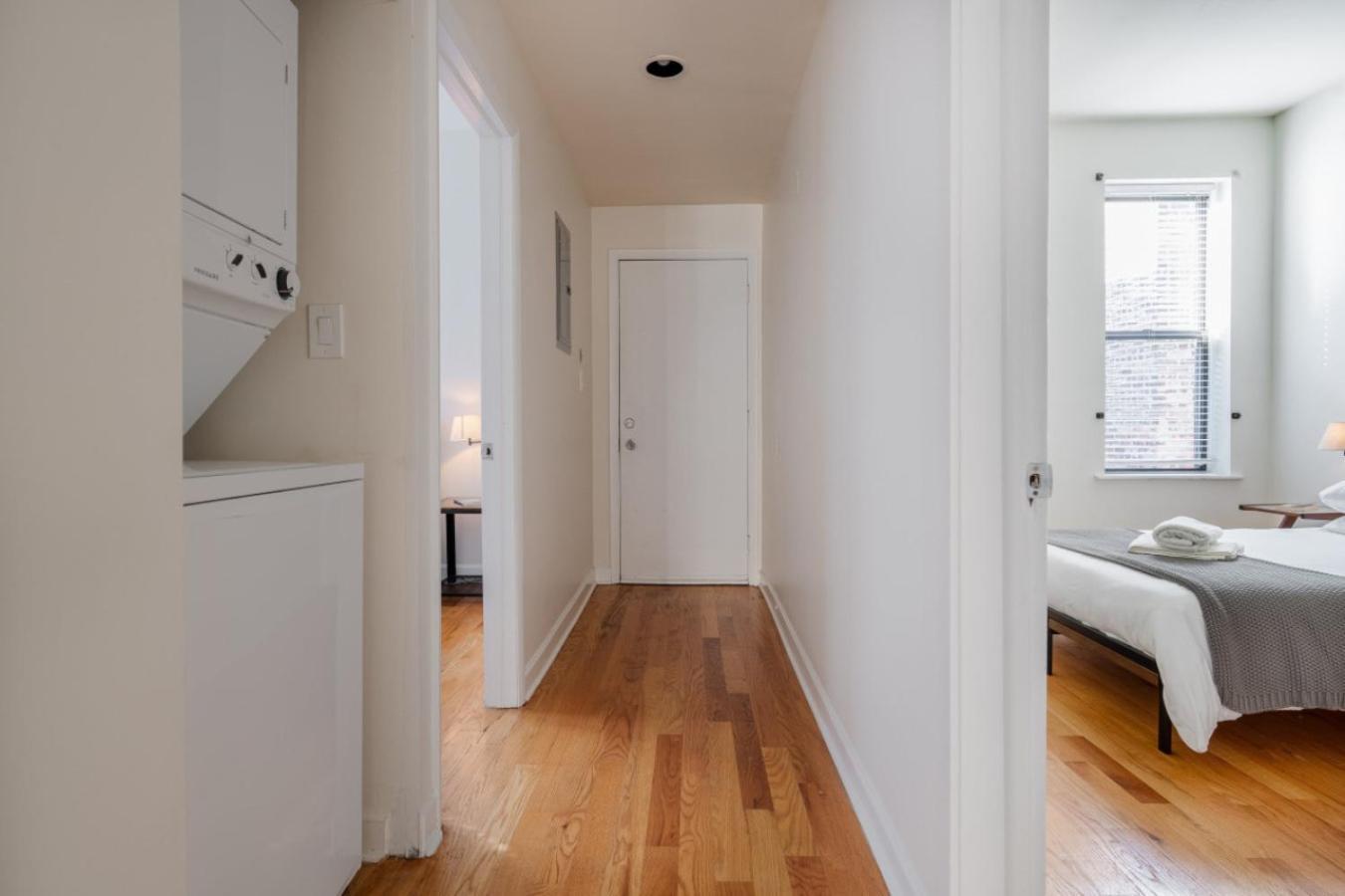 Apartment Charming Renovated Apartment In Ukrainian Village Chicago