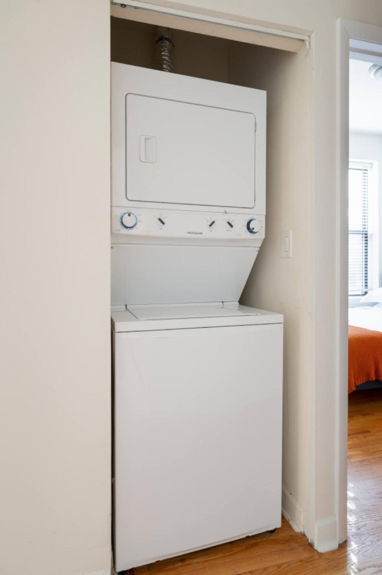 Apartment Charming Renovated Apartment In Ukrainian Village Chicago