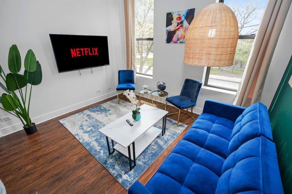 Apartment South Loop 3br With Optional Parking Near Mccormick Place *