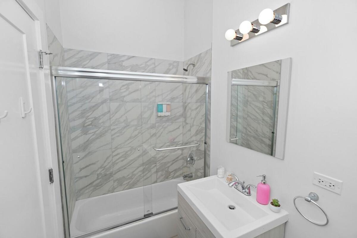 Apartment Modern 3br South Loop Near Mccormick Place & Soldier Field Walk To Downtown