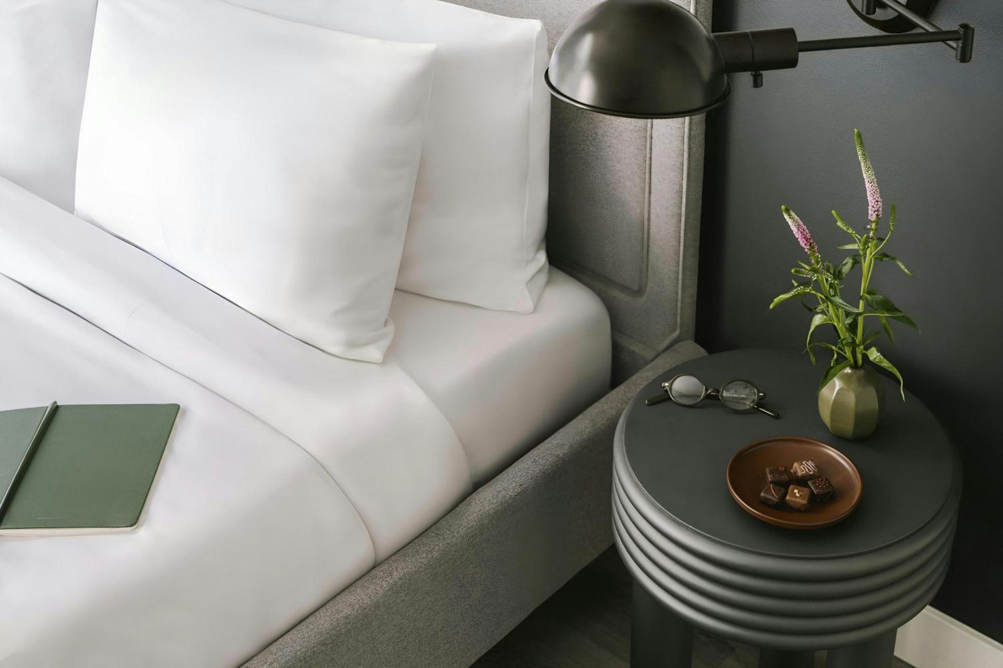 Sonder By Marriott Bonvoy The Plymouth Loop Aparthotel Chicago