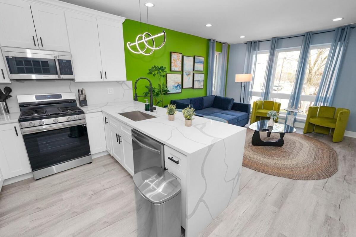 Pilsen Art Center Family Friendly 3br Retreat With Free Parking Near Medical District, Douglas Park And Illinois *