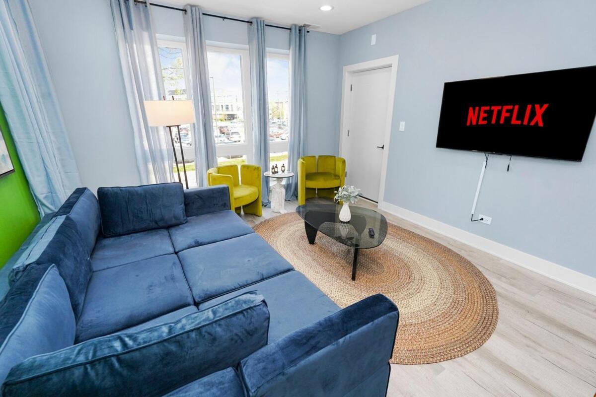 Apartment Pilsen Art Center Family Friendly 3br Retreat With Free Parking Near Medical District, Douglas Park And Illinois