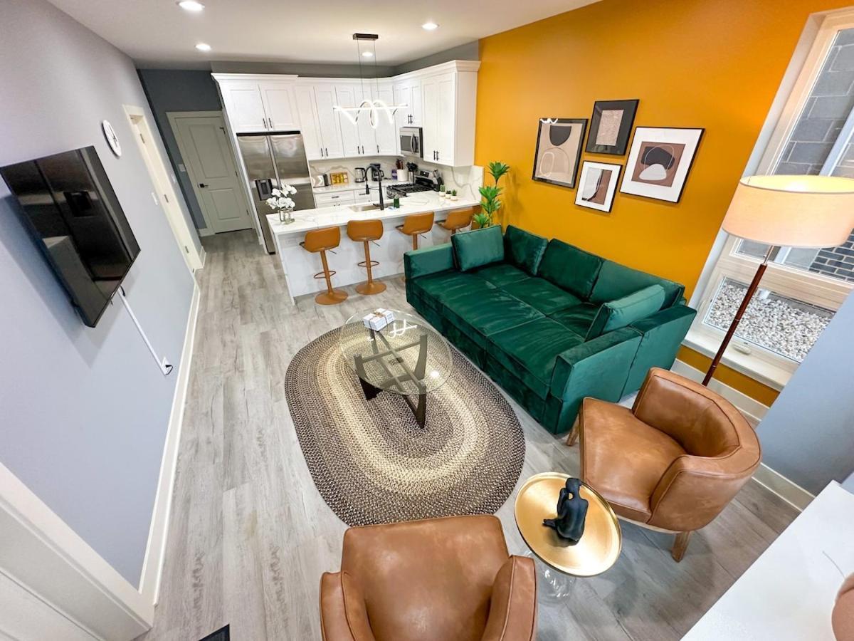 Spacious 3br Family Oasis Sleeps 8 With Free Parking Near Medical District, Douglas Park And Of Illinois Apartment Chicago