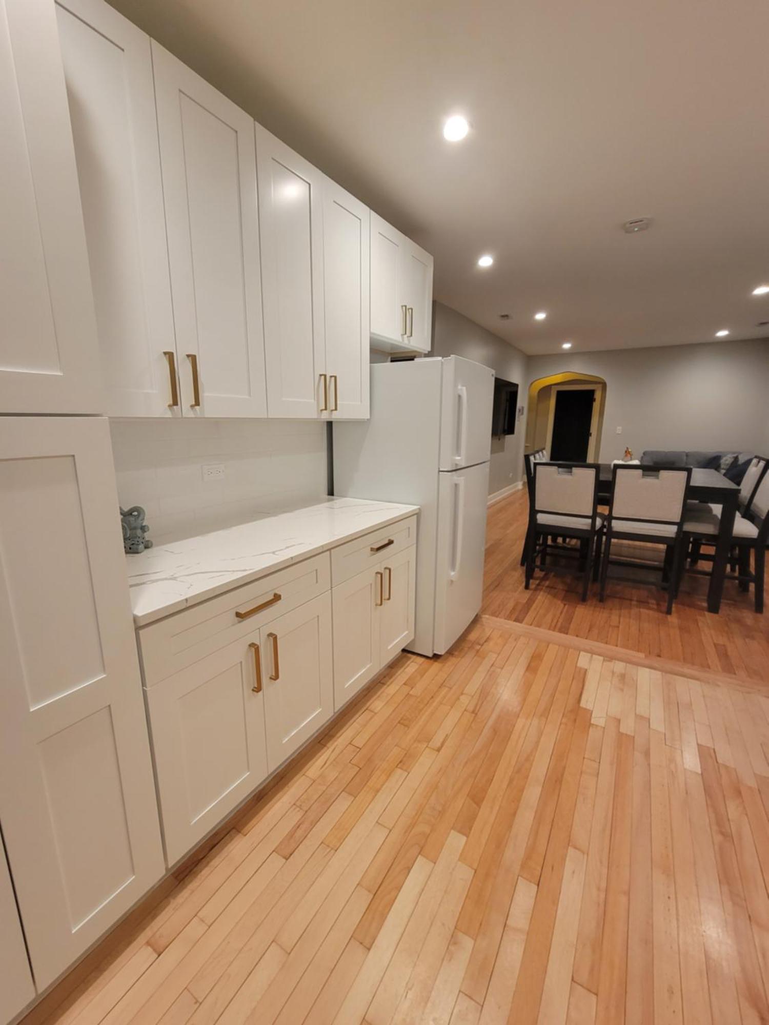 Apartment Beautiful 4 Bedroom 2 Bathroom Near Everything Chicago