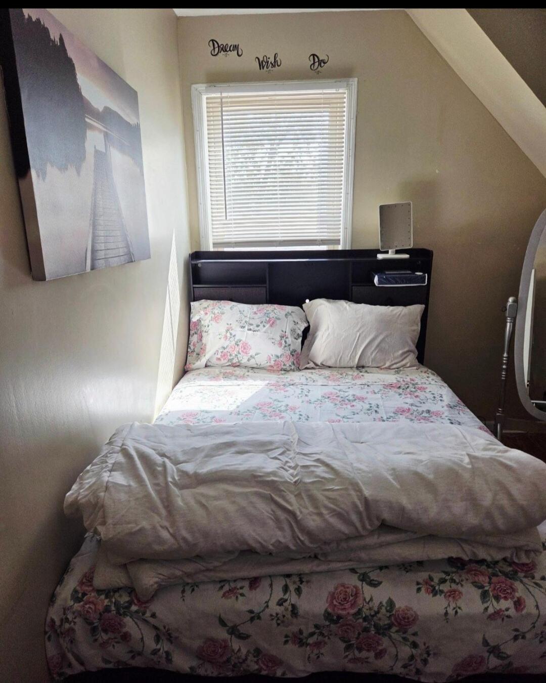 Apartment A Cozy Escape Spacious 3-bedroom With Bonus Area *