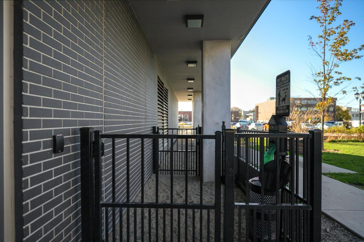 Apartment Blueground Elmhurst Pool Nr Elmhurst Art Museum Chi-1264 *
