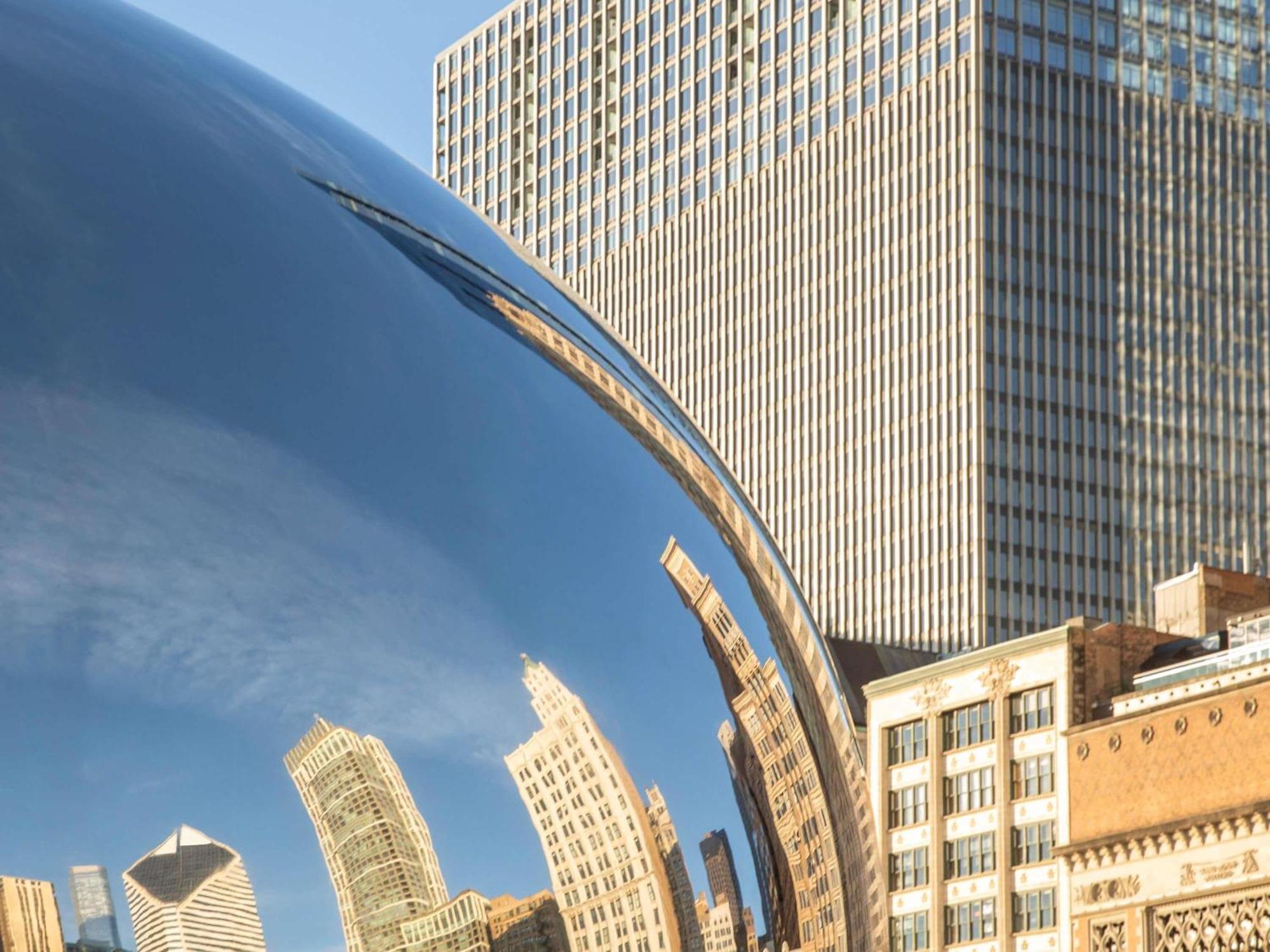 Fairmont Millennium Park Hotel 4*