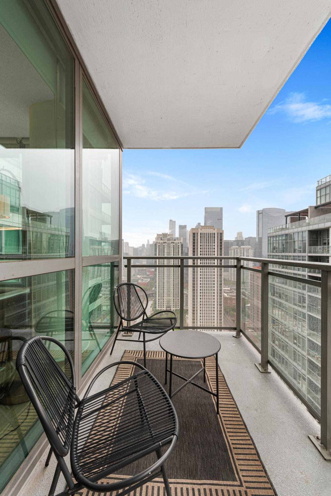K2 Sky High With Stunning Views In West Loop