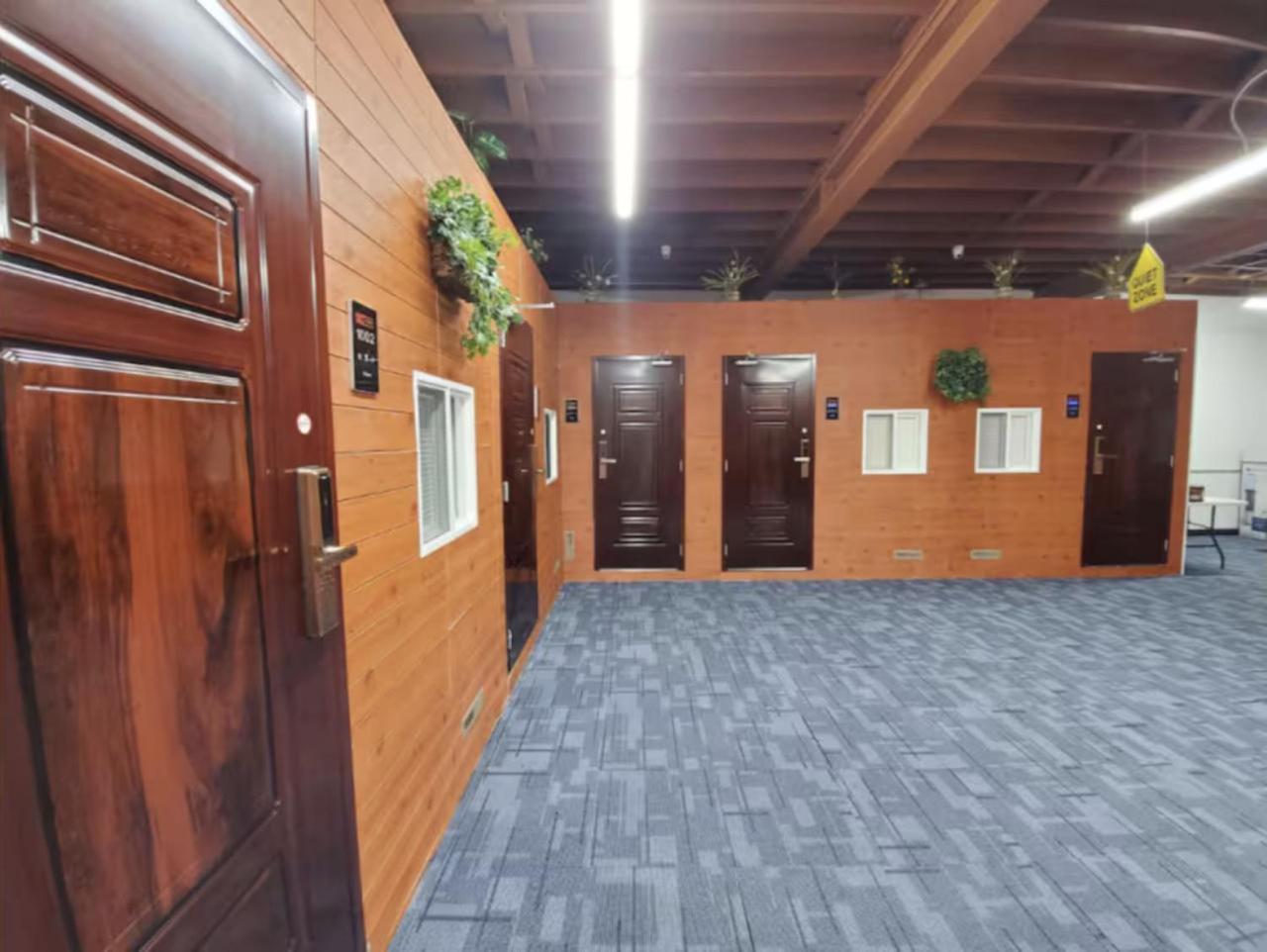 Hotel Traveler Favorite, Private Near Attractions *