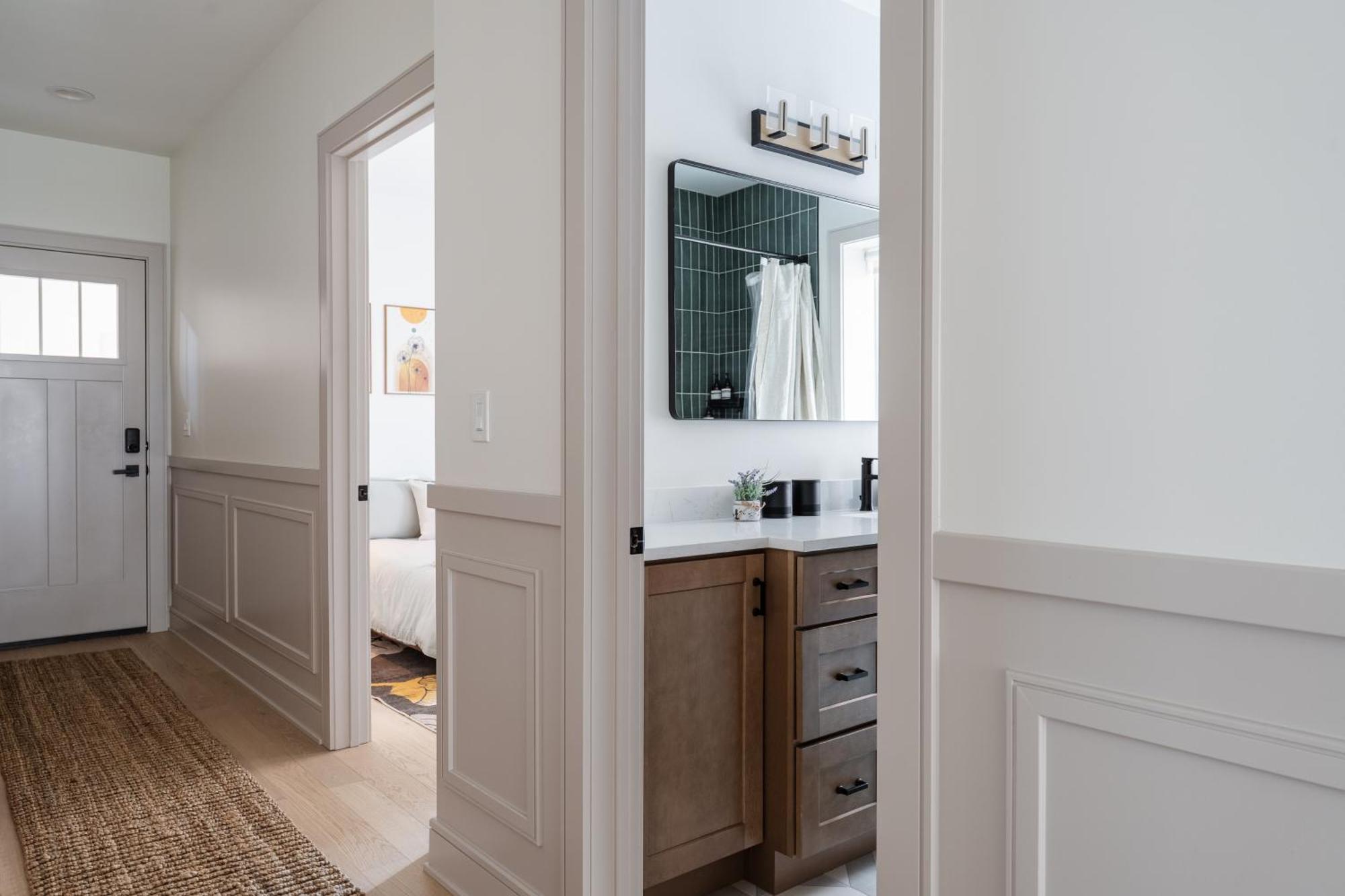 Ace Apartment