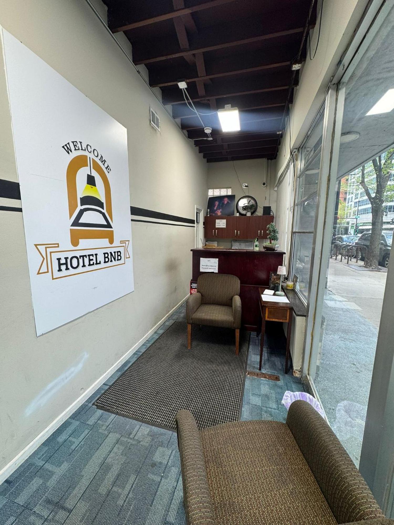 Hotel Cozy Private In Prime Downtown