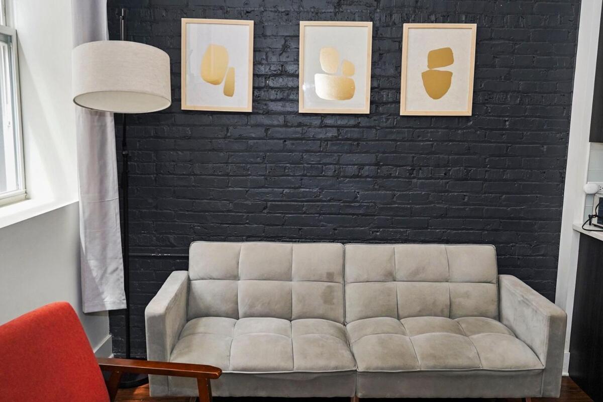Apartment Mccormick Place: Modern 420-friendly Gem On Michigan Avenue *