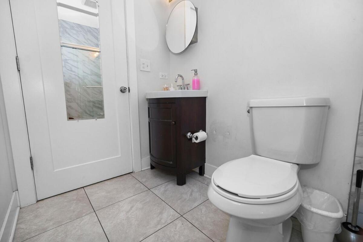Mccormick Place: Modern 420-friendly Gem On Michigan Avenue Apartment Chicago
