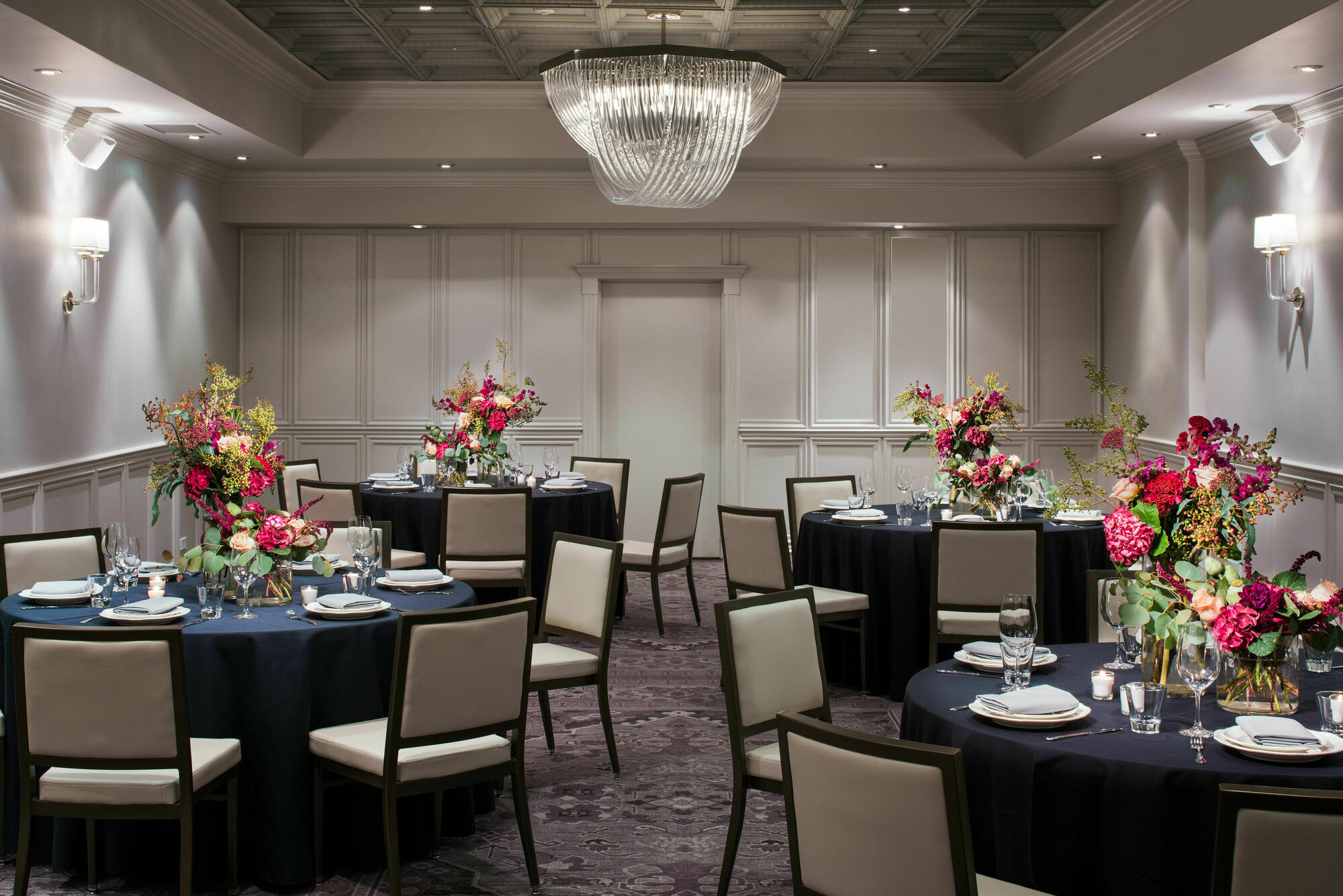 The Talbott, Autograph Collection 4*