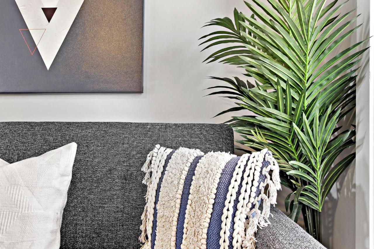 Comfy And Chic 2br Close To Shops - Sunnyside 2f *