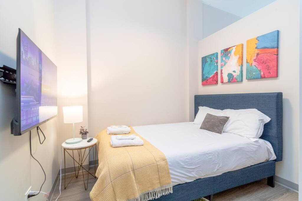 Modern 2br In South Loop Near Soldier Field, Grant Park, Downtown, & Lakefront Trail Apartment