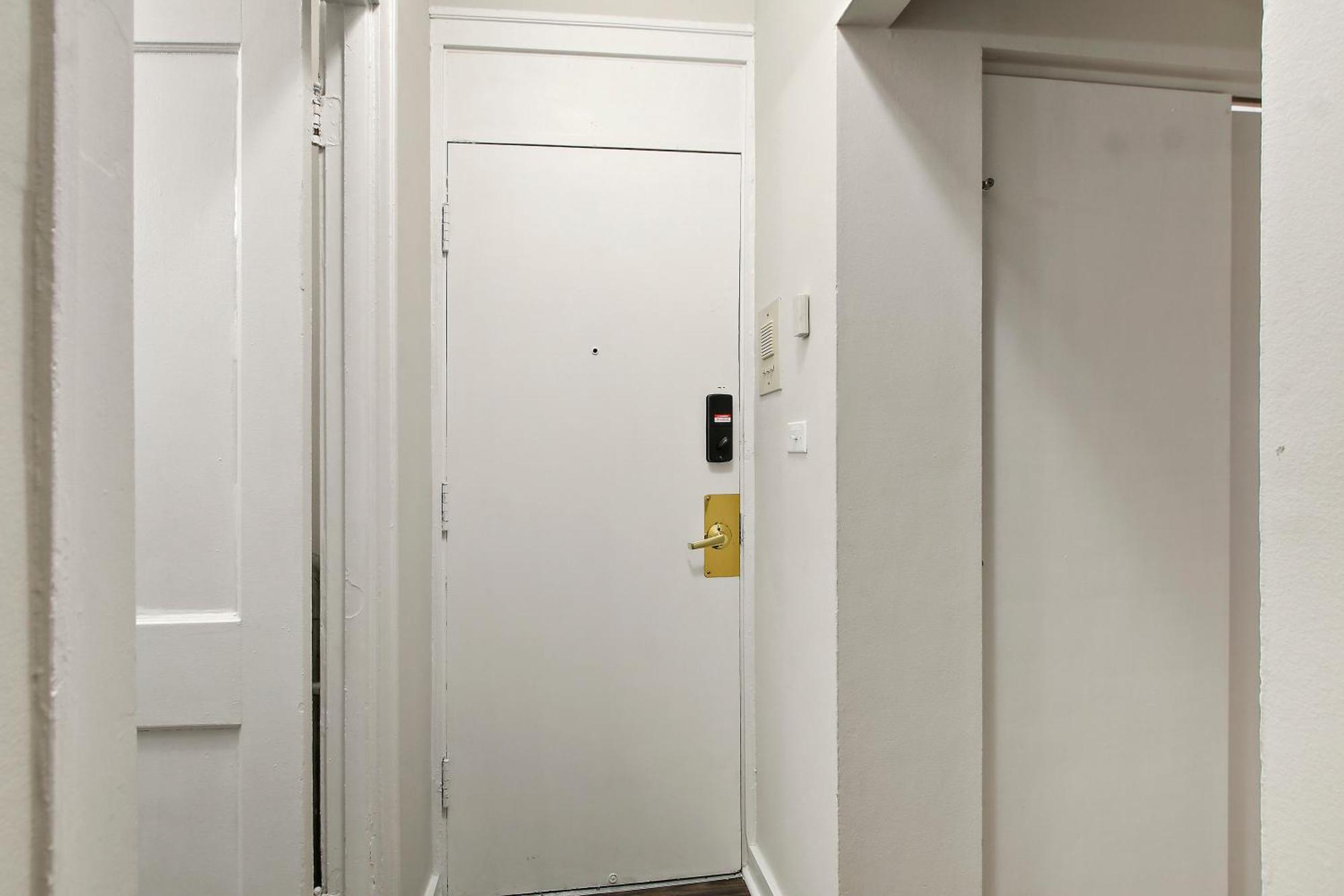 1br Tranquil Hyde Park - Harper 202 & 402 Rep Chicago