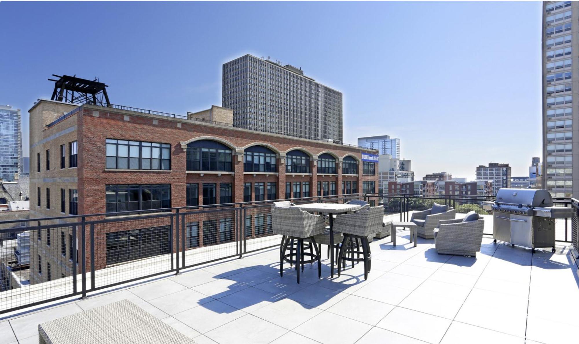 Bright 2br With Gym And Optional Parking Near Soldier Field, Museum Campus, Mccormick Place * Chicago