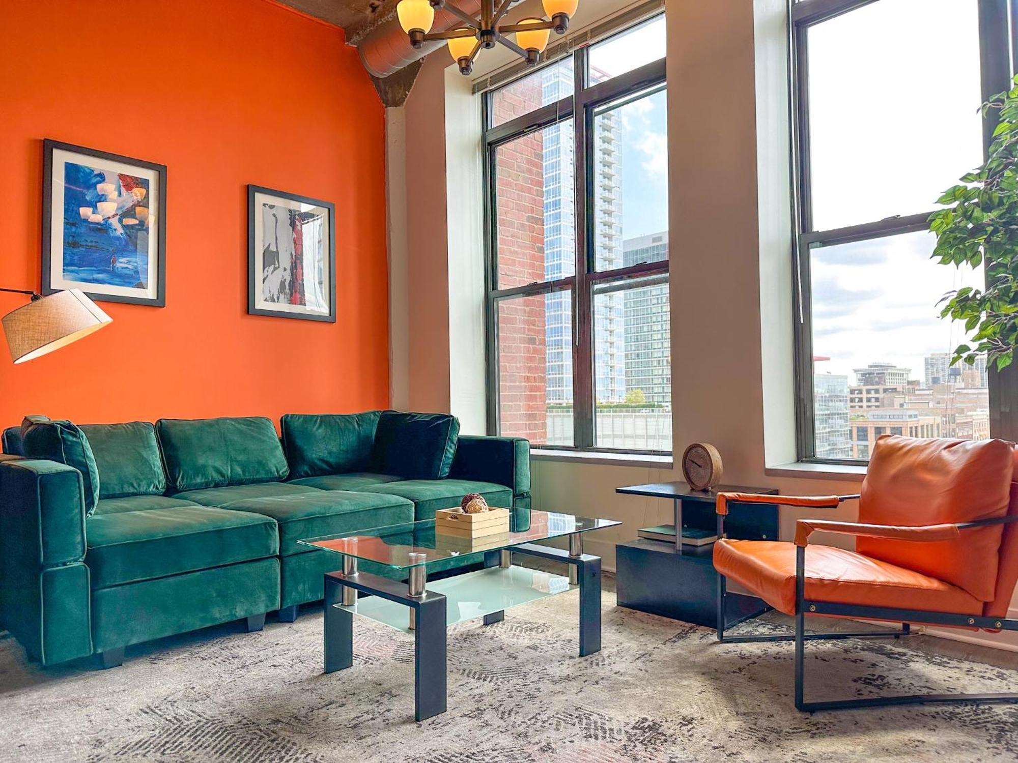 South Loop 3br Near Lakefront Trail, Field Museum & Adler Planetarium Apartment *