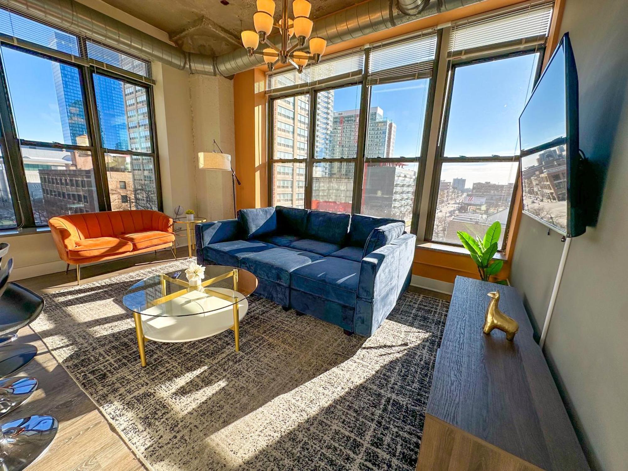 South Loop 2br Corner Unit With Natural Light, Optional Parking And Guest Access Near Downtown And Mccormick Place * Chicago