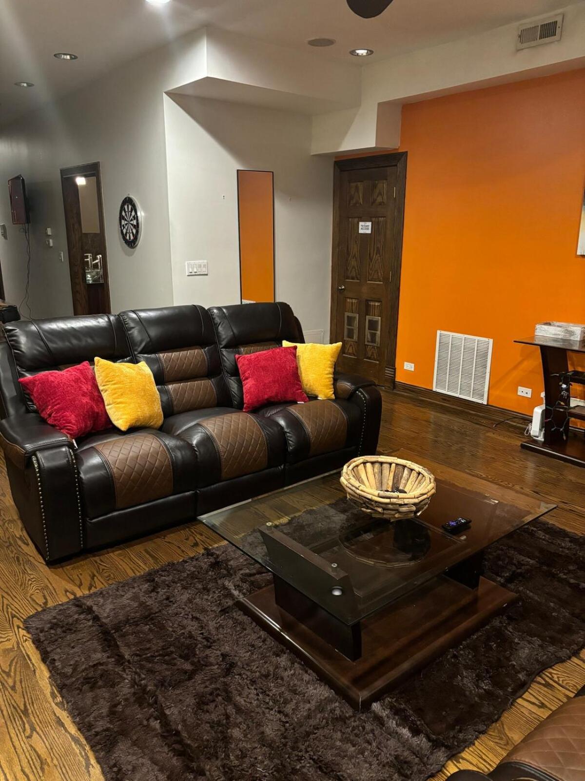 Wicker Park Loft Style Apartment Chicago