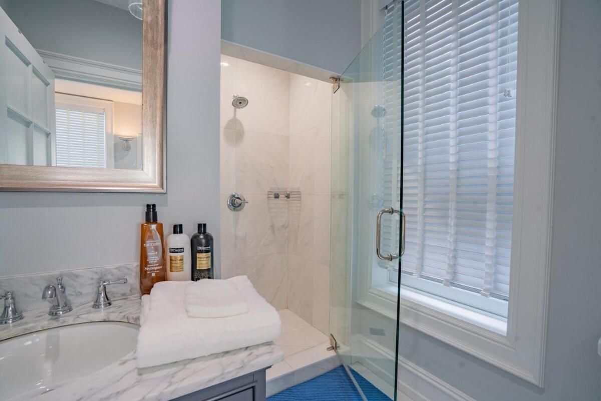Apartment Pristine Gold Coast 3bd2ba Free Parking *