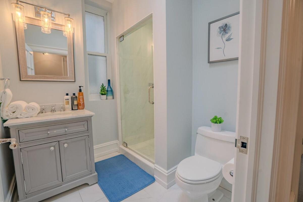 Pristine Gold Coast 3bd2ba Free Parking * Chicago
