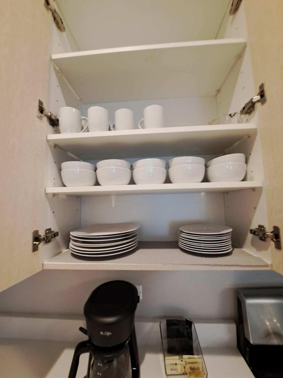 Sleek Style 3br Haven - Free Parking - Ashland 2n Apartment Chicago