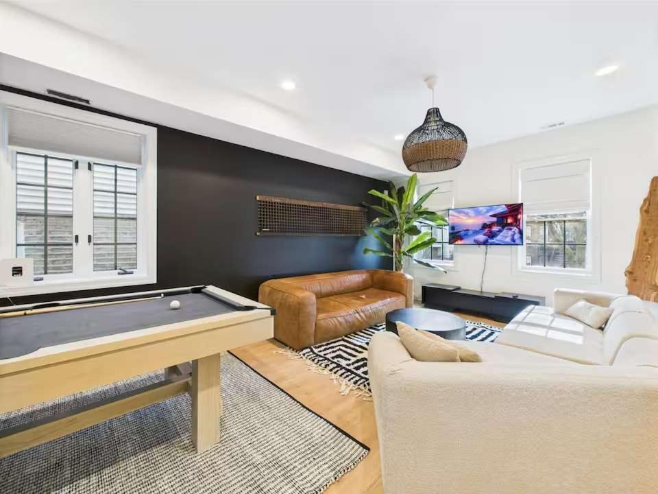 Spacious 4br With Outdoor Oasis Apartment