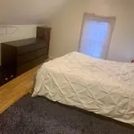 Entire 1 Bedroom Top Floor Rental Unit With Patio