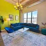 Mccormick 3Br-2Ba Family Unit For Up To 8 Guests With Optional Parking And Gym Access