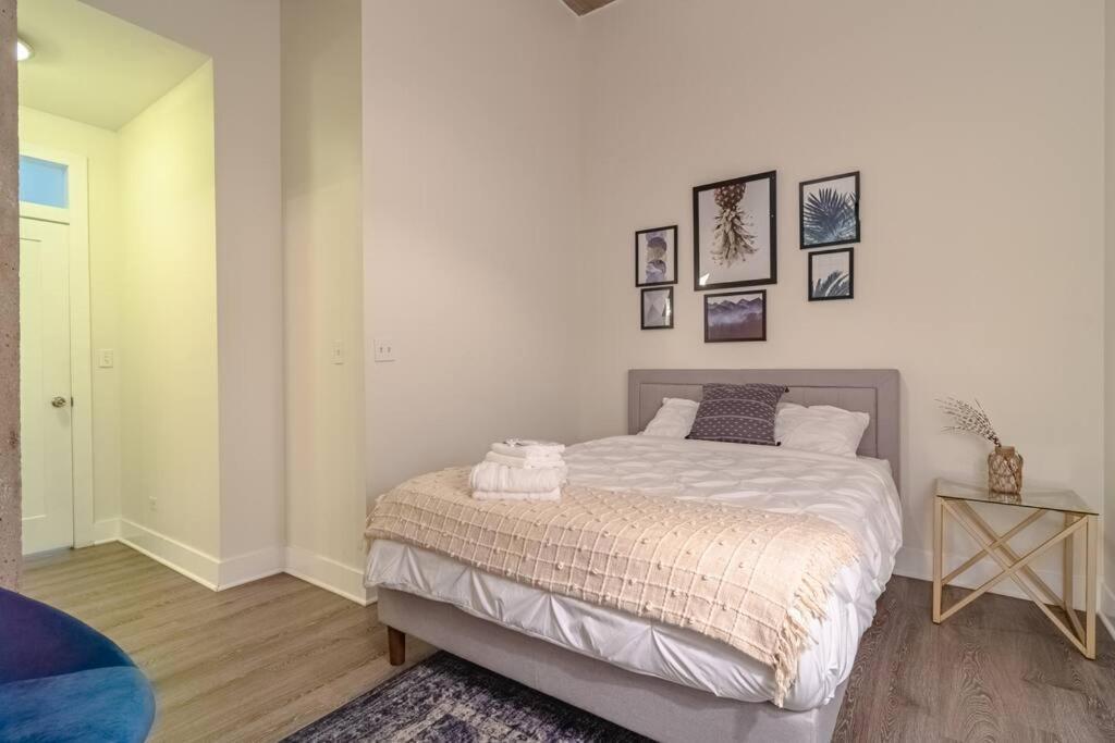 Mccormick 3br-2ba Family Unit For Up To 8 Guests With Optional Parking And Gym Access Apartment *