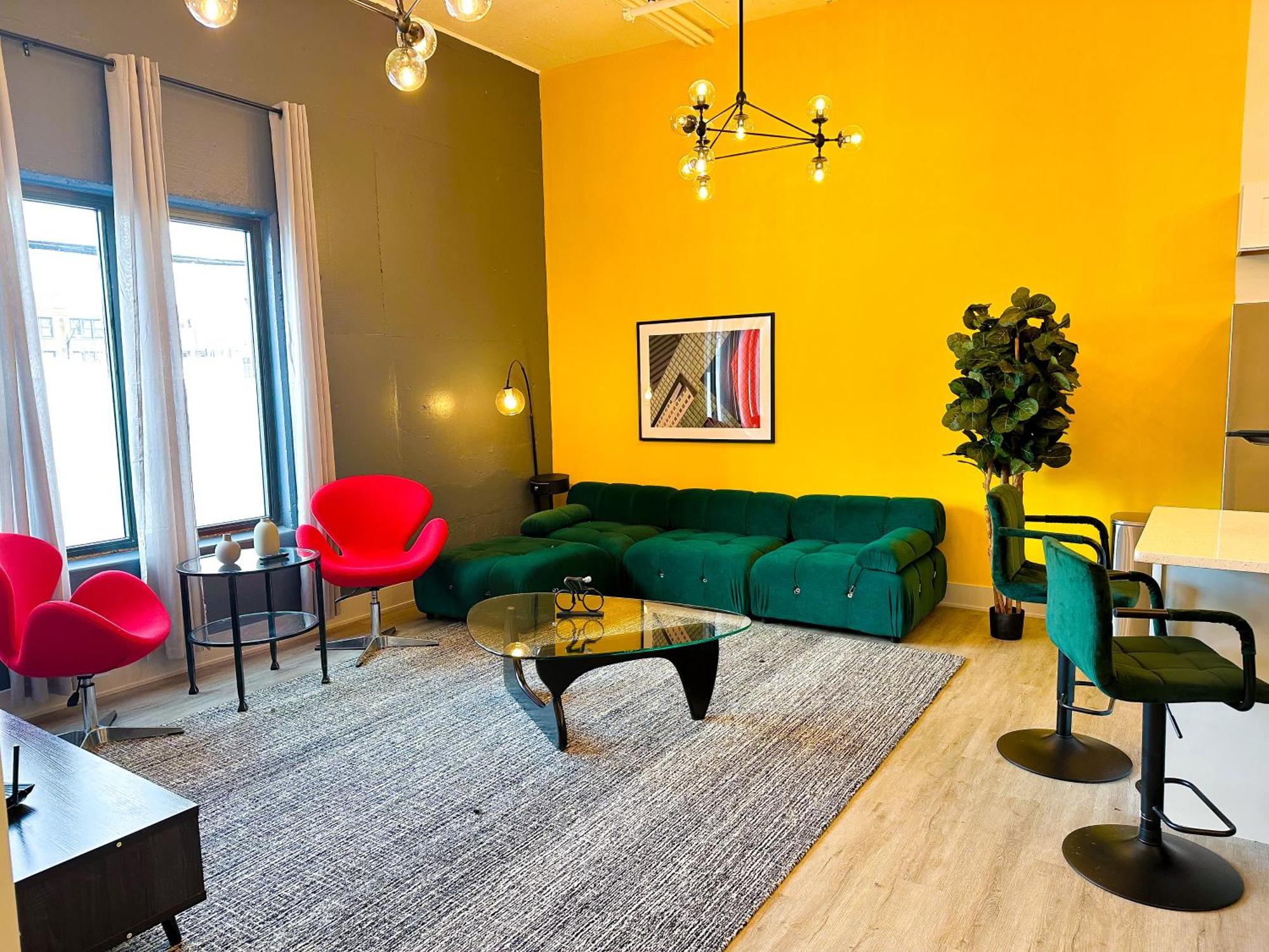 Spacious 5br Luxury Perfect For Groups With Gym Access And Optional Parking Near Mccormick Place, Grant Park And Soldier Field Apartment