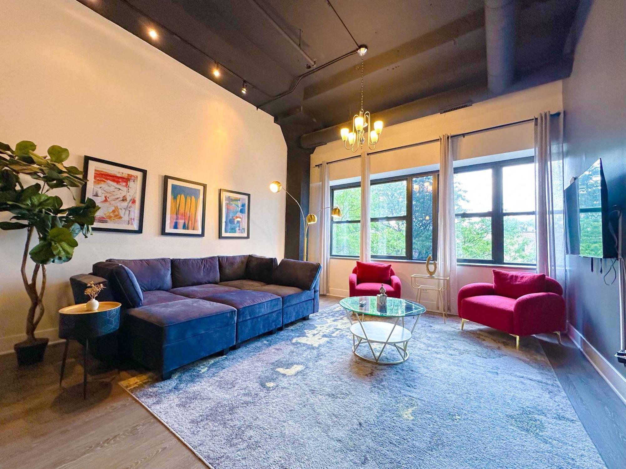 Apartment Chic Spacious 3br South Loop Near Mccormick Place, Roosevelt Cta & Shopping Area In Chicago