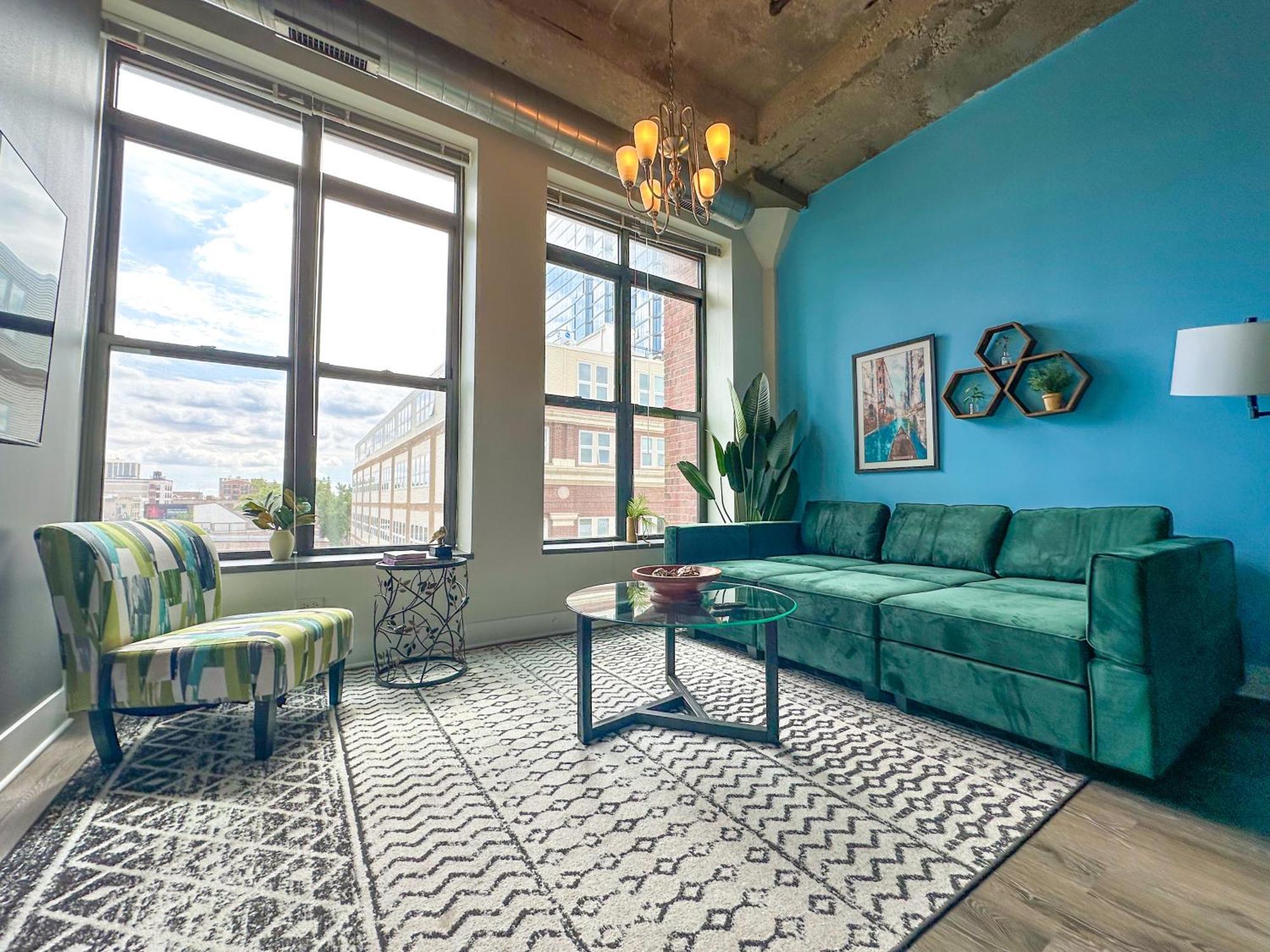 Apartment 2br Perfect For Convention And Business Trips Near Mccormick Place, Arena, Soldier Field And Grant Park *