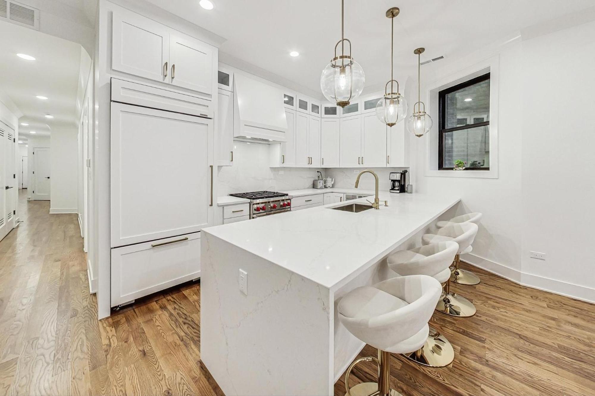 Apartment Luxurious Lincoln Park With Gourmet Kitchen *