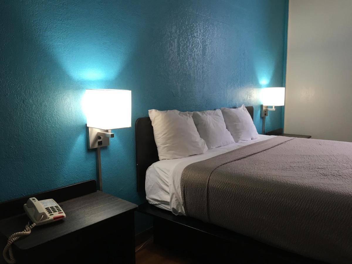 Days Melrose Park/o'hare South Apartment Chicago